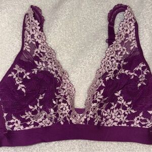 Wacoal 36 852191 Embrace Lace Soft Cup Wirefree Bra Bralette EUC